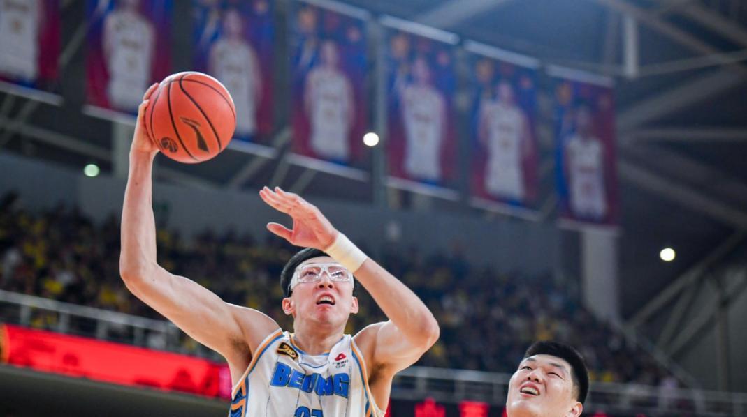 风云突变!北京首钢关键时刻豪取连胜,CBA季后赛版图或变,更衣室稳定,控场能力受关注 风云突变!北京首钢关键时刻豪取连胜,CBA季后赛版图或变,更衣室稳定,控场能力受关注